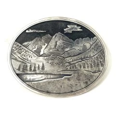 GRIT MOUNTAINS TROPHY BUCKLE